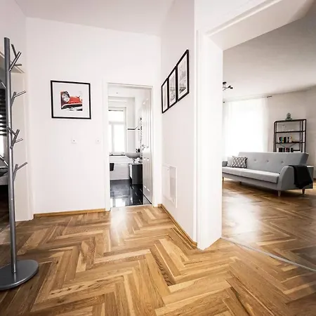 Apartament ✪ Firstclass-apartment In Leipzig-gohlis ✪ Lipsk