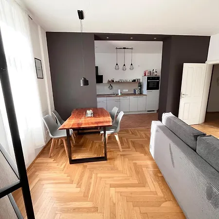 ✪ Firstclass-apartment In Leipzig-gohlis ✪ Appartamento *