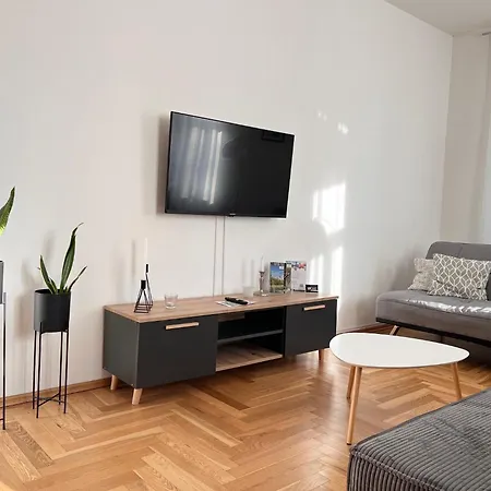 ✪ Firstclass-apartment In Leipzig-gohlis ✪ דירה לייפציג
