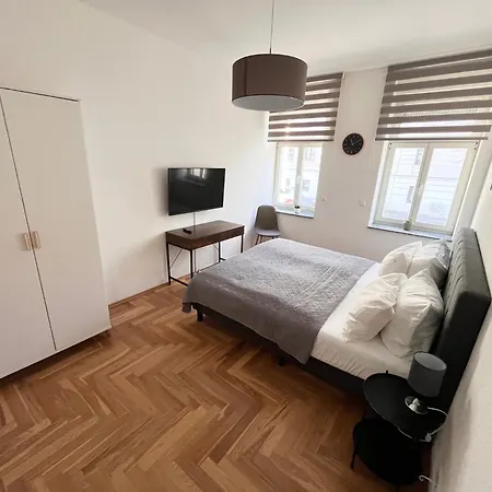 ✪ Firstclass-apartment In Leipzig-gohlis ✪ לייפציג