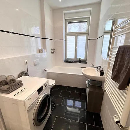 ✪ Firstclass-apartment In Leipzig-gohlis ✪ Apartman *